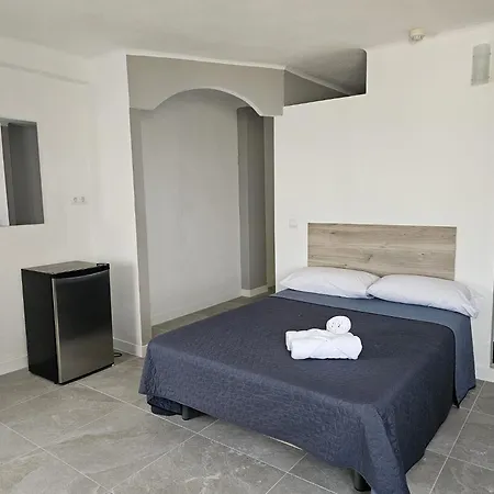 Velis 3*